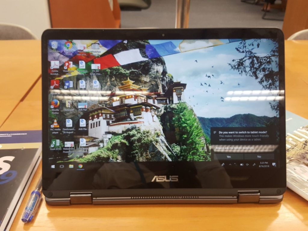 Asus Zenbook Flip 14 UX461UN